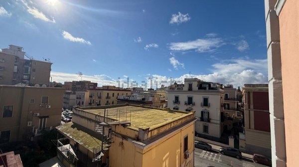 appartamento in vendita a Napoli in zona Pendino / San Giuseppe