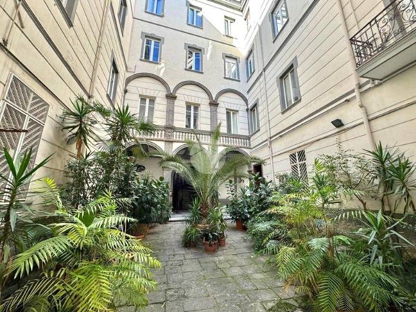 appartamento in vendita a Napoli