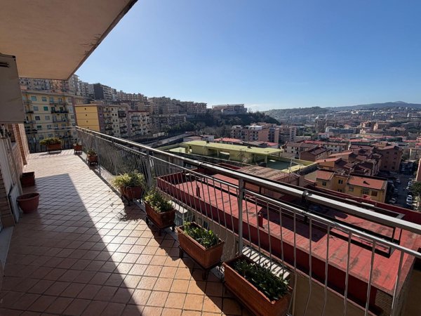 appartamento in vendita a Napoli in zona Soccavo