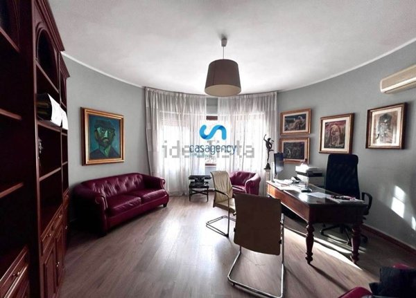 appartamento in vendita a Napoli in zona Arenella