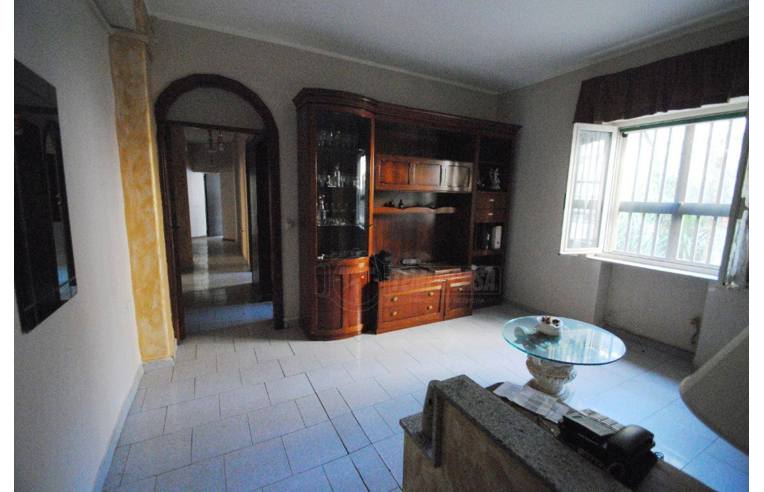 appartamento in vendita a Napoli in zona Fuorigrotta