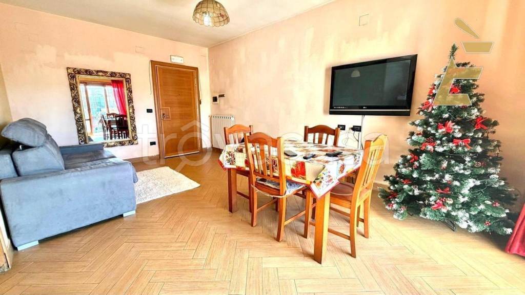 appartamento in vendita a Napoli in zona Piscinola