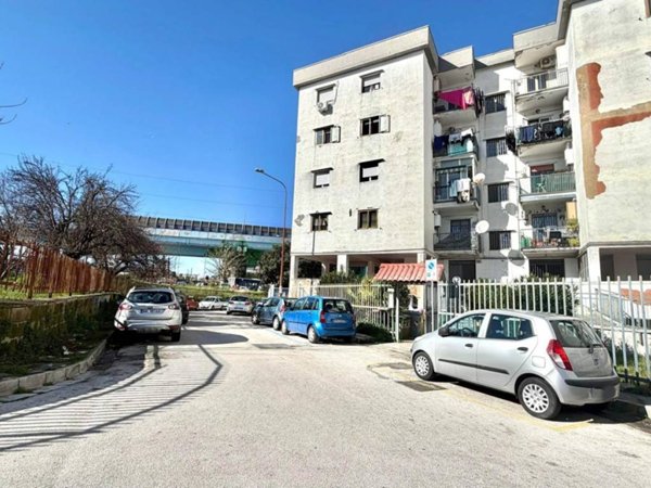 appartamento in vendita a Napoli in zona Chiaiano