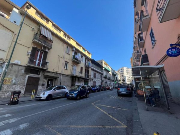 appartamento in vendita a Napoli in zona Arenella