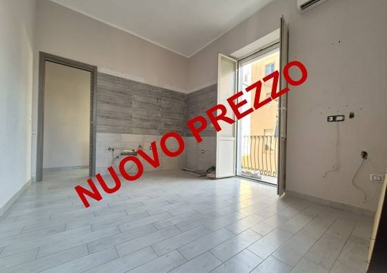 appartamento in vendita a Napoli in zona Bagnoli