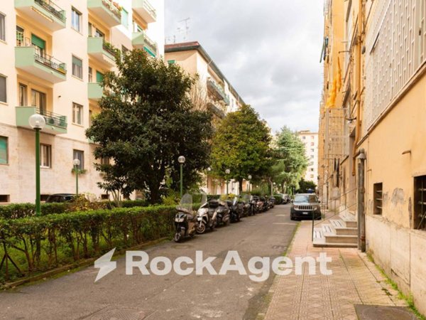 appartamento in vendita a Napoli in zona Fuorigrotta