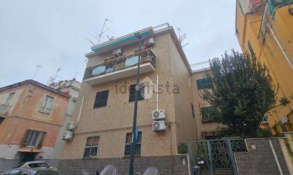appartamento in vendita a Napoli in zona Bagnoli