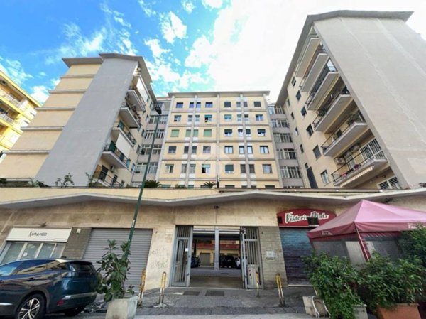 appartamento in vendita a Napoli in zona Arenella
