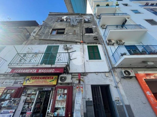 appartamento in vendita a Napoli in zona Stella
