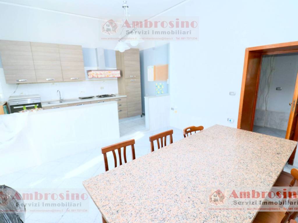 appartamento in vendita a Napoli in zona Secondigliano