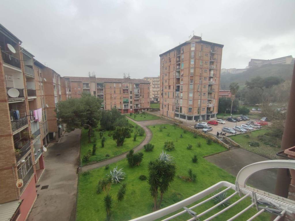 appartamento in vendita a Napoli in zona Soccavo