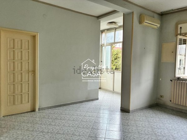 appartamento in vendita a Napoli in zona Barra