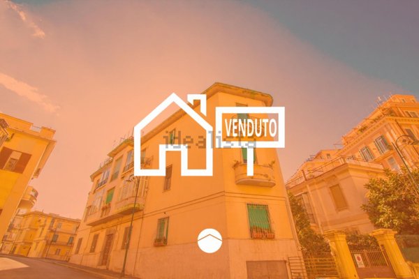 appartamento in vendita a Napoli in zona Vomero