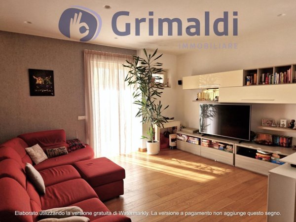 appartamento in vendita a Napoli in zona Arenella