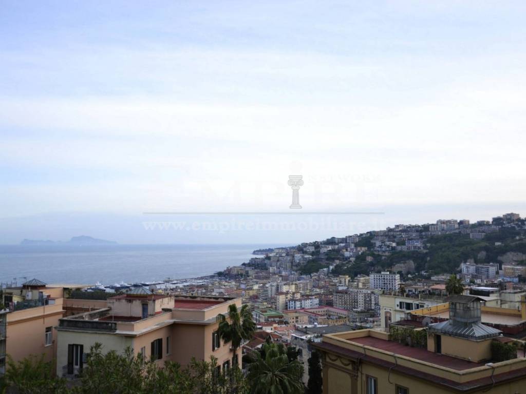 appartamento in vendita a Napoli in zona Arenella