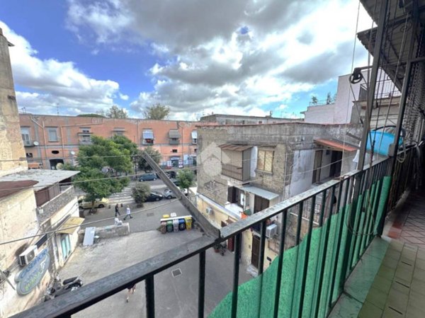 appartamento in vendita a Napoli in zona Secondigliano