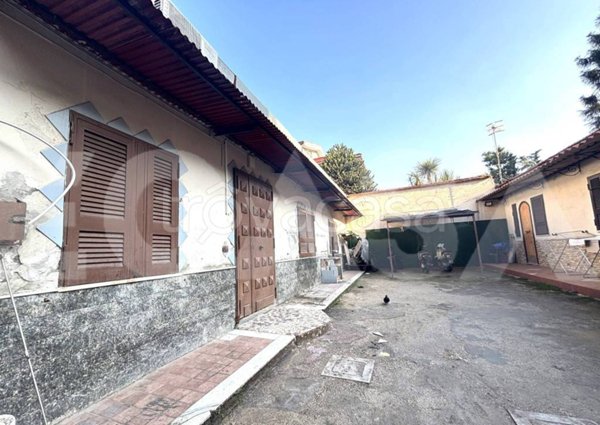 appartamento in vendita a Napoli in zona Secondigliano