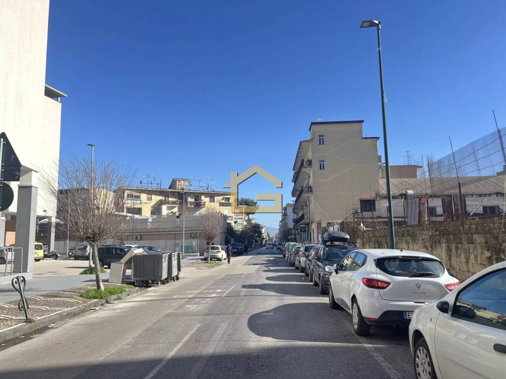 appartamento in vendita a Napoli in zona Piscinola
