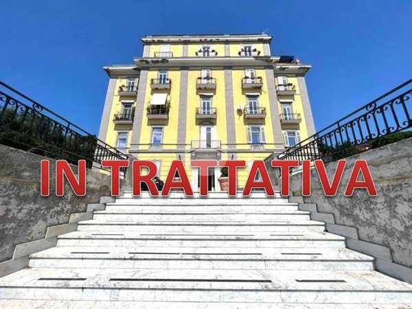 appartamento in vendita a Napoli in zona Posillipo