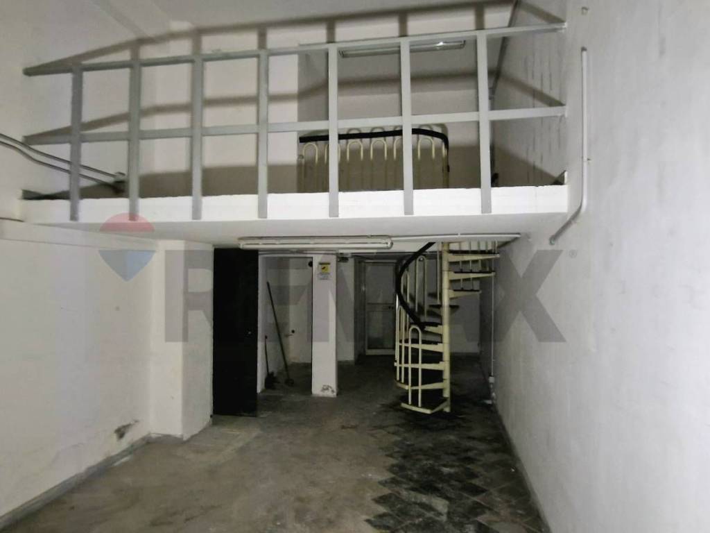 negozio in vendita a Napoli