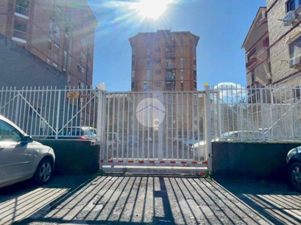 appartamento in vendita a Napoli in zona Soccavo