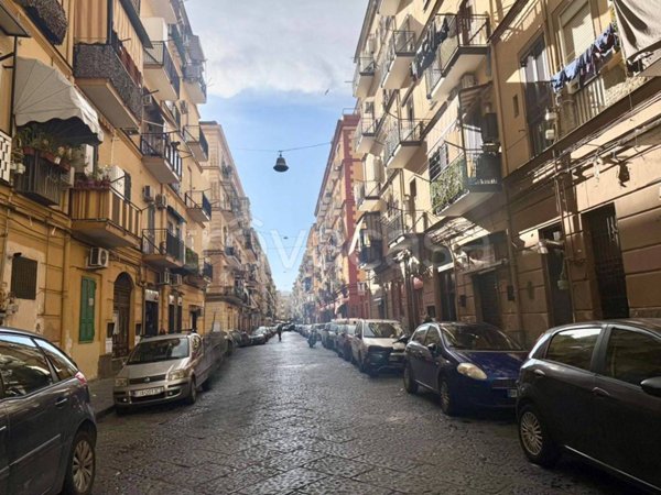 appartamento in vendita a Napoli in zona Mercato