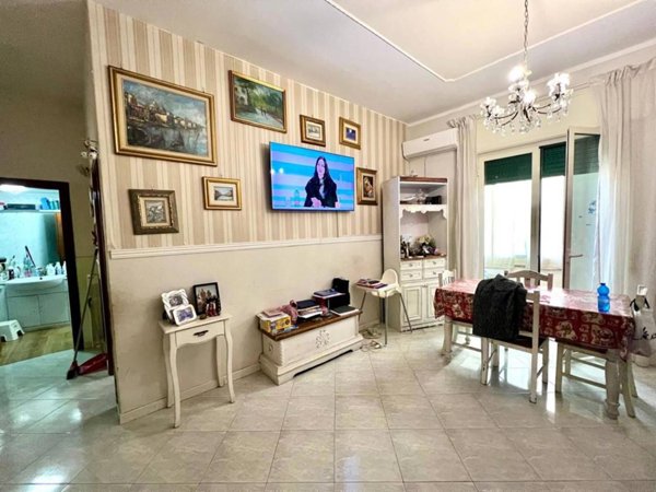 appartamento in vendita a Napoli in zona Fuorigrotta