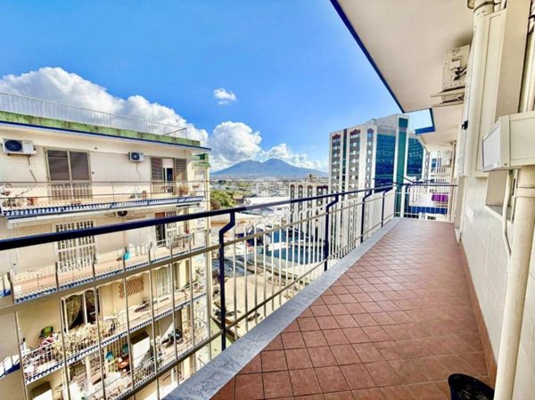 appartamento in vendita a Napoli in zona Poggioreale