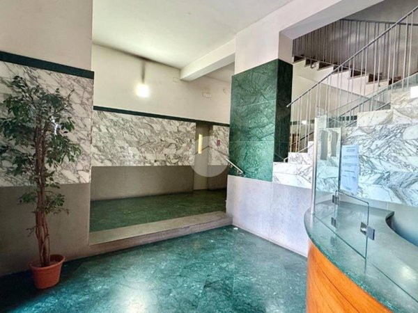 appartamento in vendita a Napoli in zona Vicaria