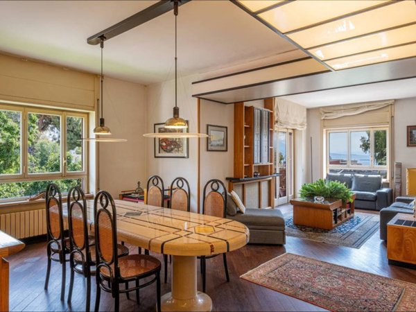 appartamento in vendita a Napoli in zona Posillipo