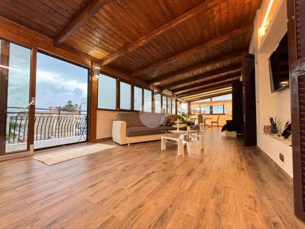 appartamento in vendita a Napoli in zona Fuorigrotta