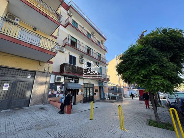 appartamento in vendita a Napoli in zona Barra