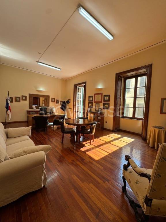 appartamento in vendita a Napoli in zona Pendino / San Giuseppe