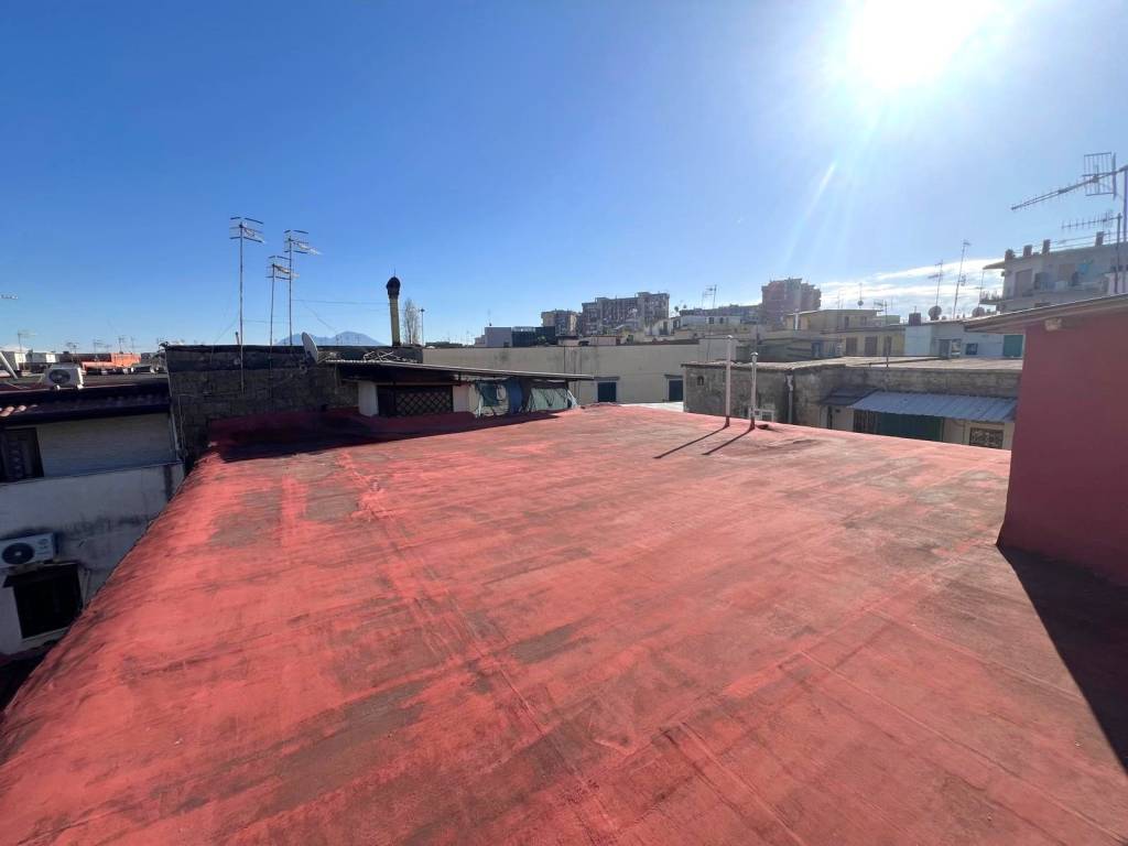 appartamento in vendita a Napoli in zona Bagnoli