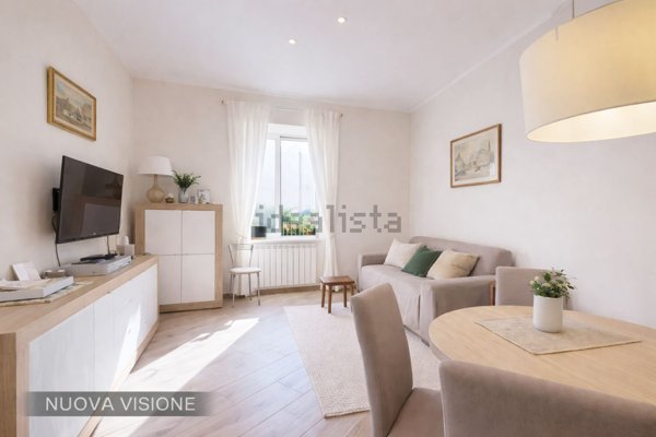 appartamento in vendita a Napoli in zona Posillipo