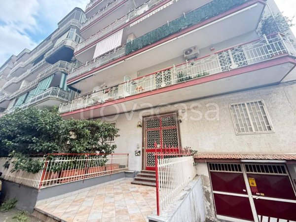 appartamento in vendita a Napoli in zona Pianura