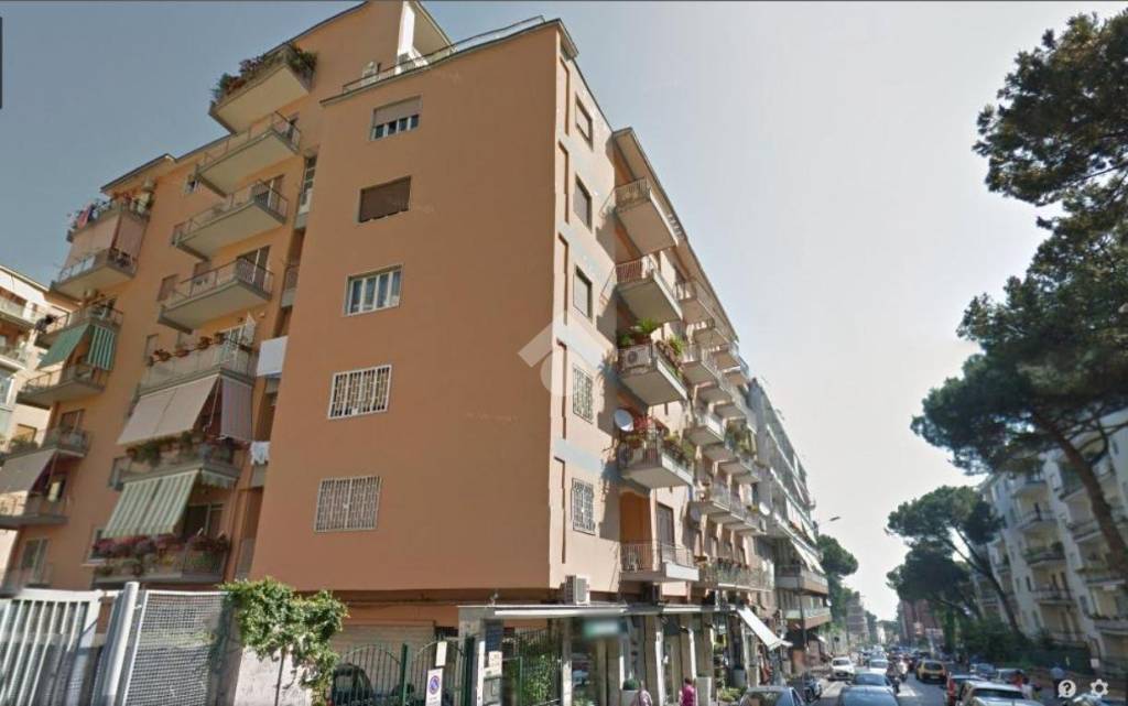 appartamento in vendita a Napoli in zona Capodimonte / Colli Aminei