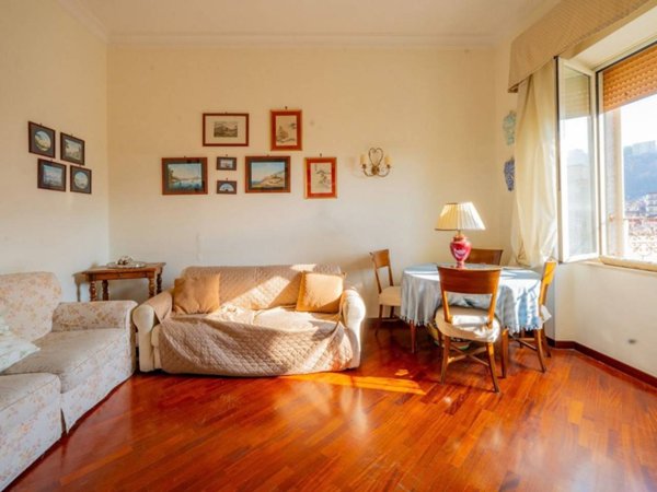 appartamento in vendita a Napoli in zona Bagnoli