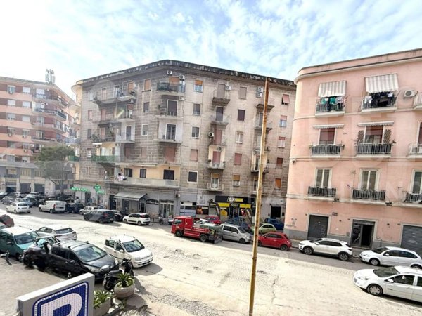 appartamento in vendita a Napoli in zona Mercato