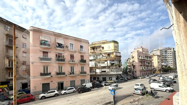 appartamento in vendita a Napoli in zona Mercato