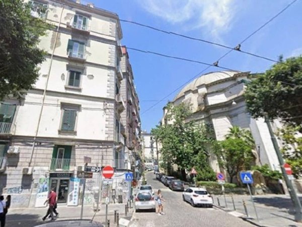 appartamento in vendita a Napoli in zona Stella