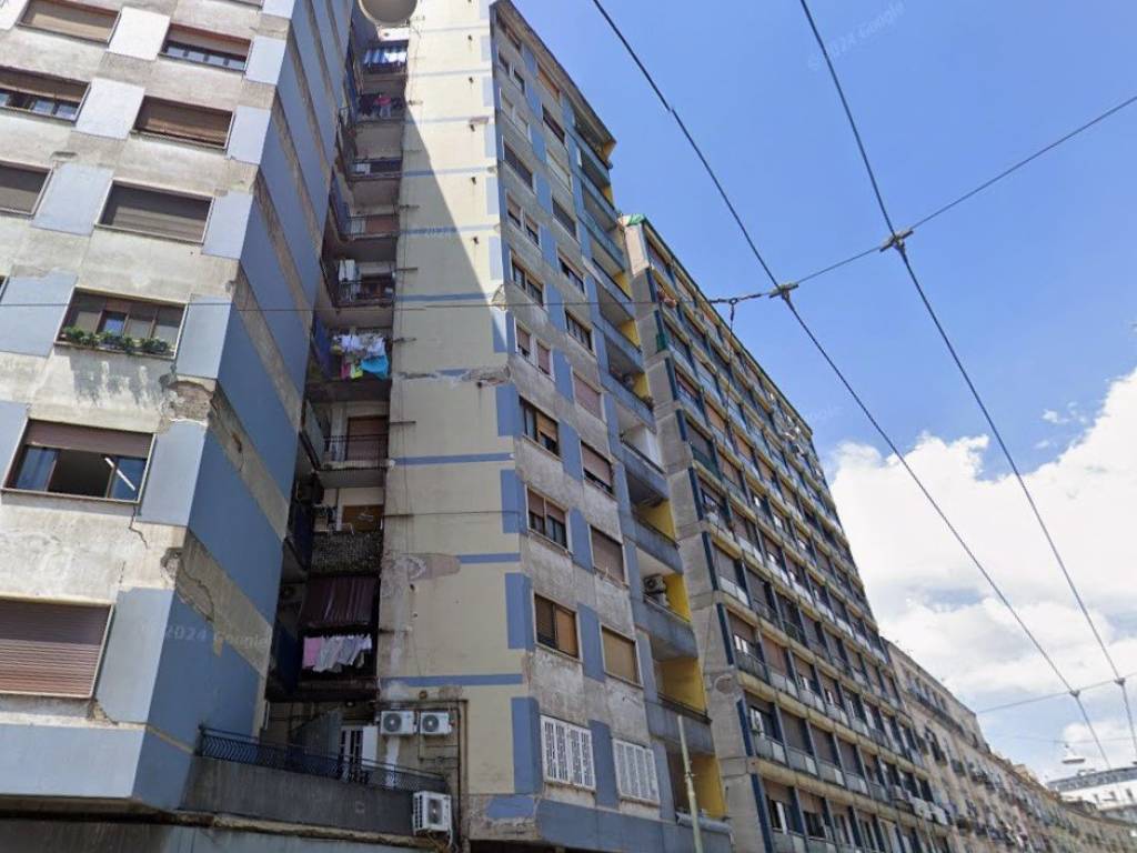 appartamento in vendita a Napoli in zona Mercato