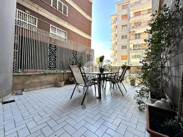 appartamento in vendita a Napoli in zona Fuorigrotta