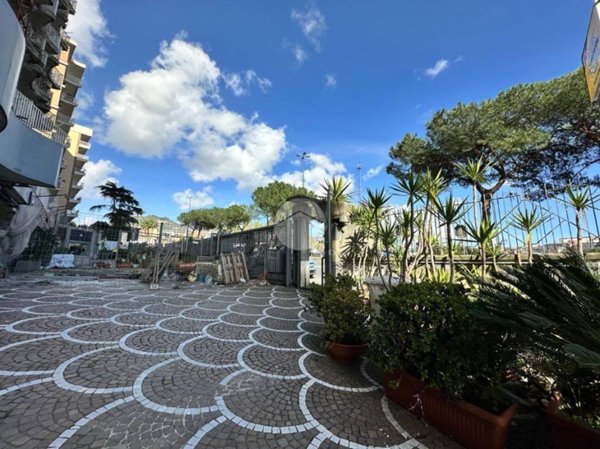 appartamento in vendita a Napoli in zona Fuorigrotta