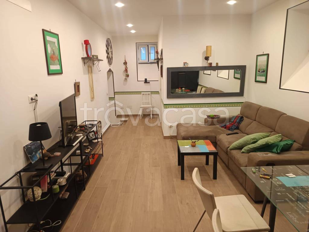 appartamento in vendita a Napoli in zona Bagnoli