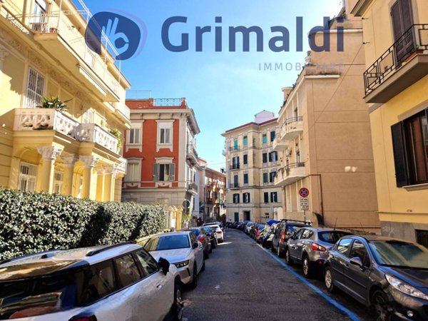 appartamento in vendita a Napoli in zona Vomero