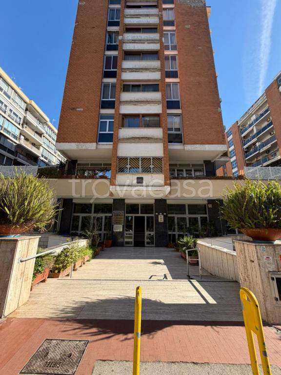 appartamento in vendita a Napoli in zona Fuorigrotta