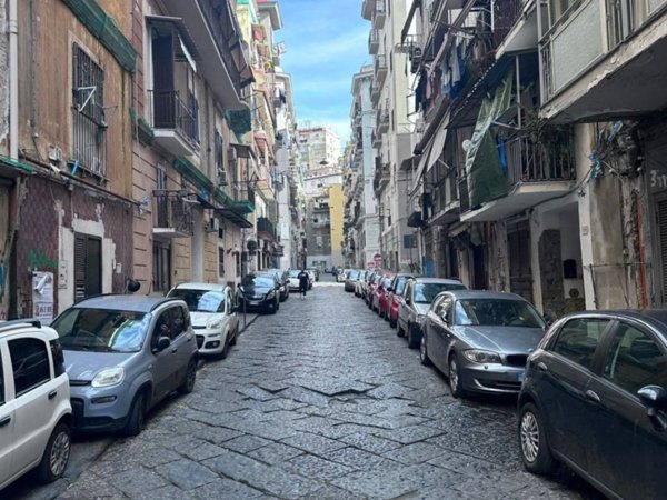 appartamento in vendita a Napoli