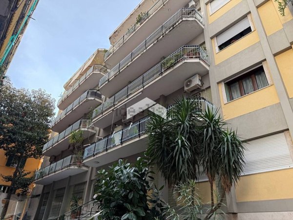 appartamento in vendita a Napoli in zona Arenella
