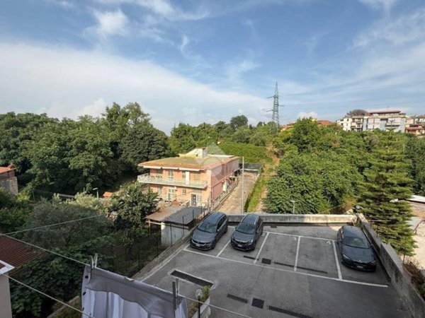 appartamento in vendita a Napoli in zona Piscinola